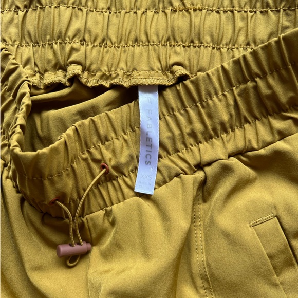 Fabletics Eleanor Cargo Track Pants - Mustard Baggy - Picture 5 of 5